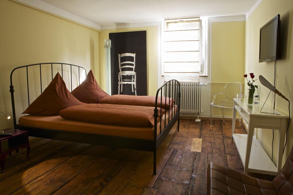 Hotel Zum Lowen Lahr  Pokoj fotografie